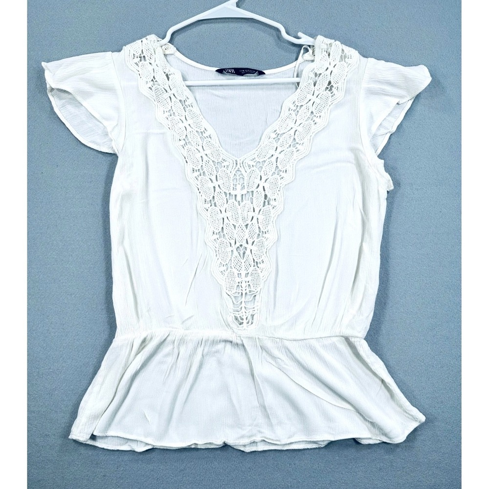 Zara White Crochet Lace Peplum Blouse Women's Medium Flutter Sleeve Boho Top